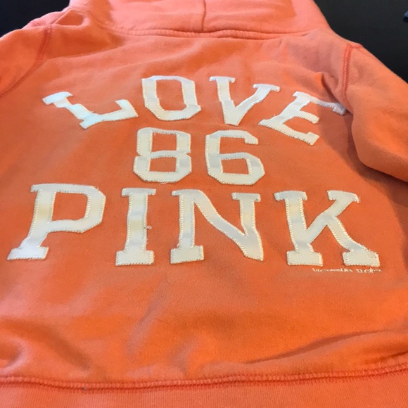 Great Victoria Secret Pink Hoodie in Small ๐ - Picture 1 of 7
